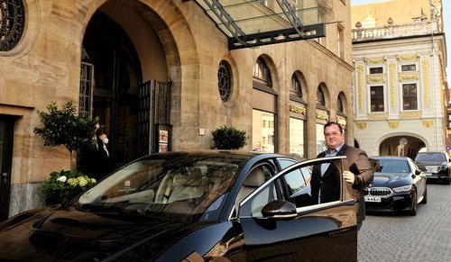 steigenberger leipzig parken